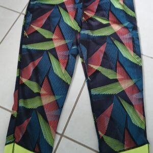 Ladies 3/4 length gym leggings. Tu size 12